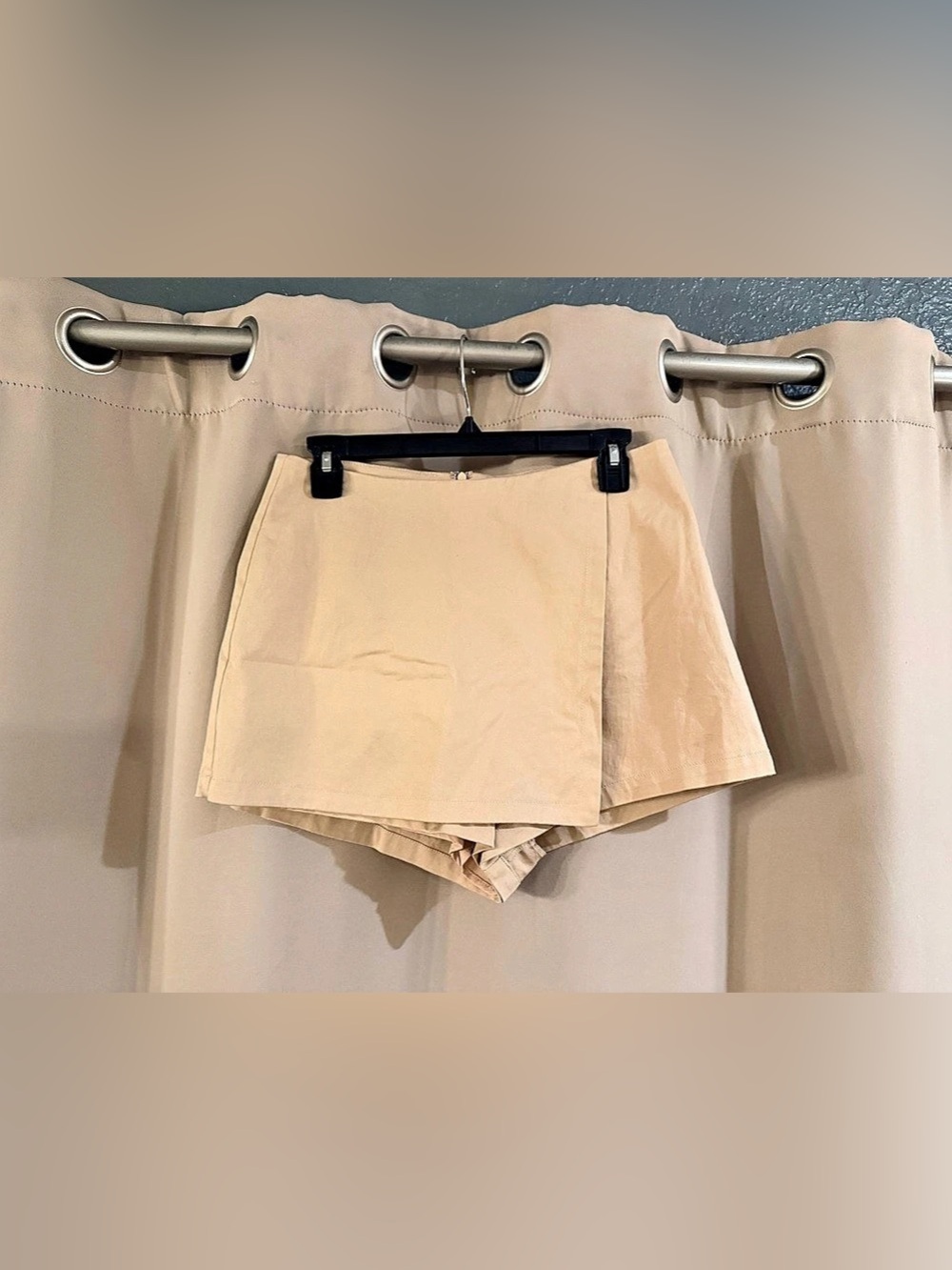 White Fox Beige Skort NWT